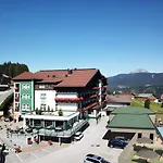 Waldfrieden 4* 슈라드밍
