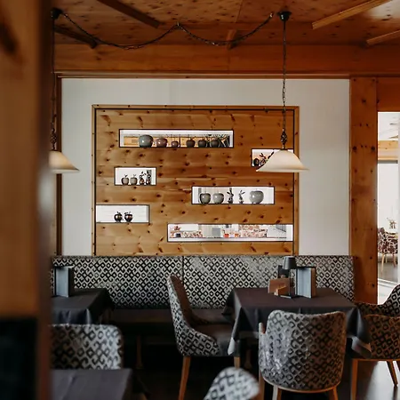 Waldfrieden Hotel 4*