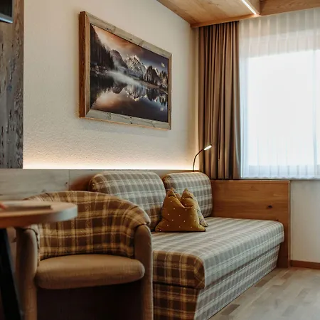 Waldfrieden Hotel 4*