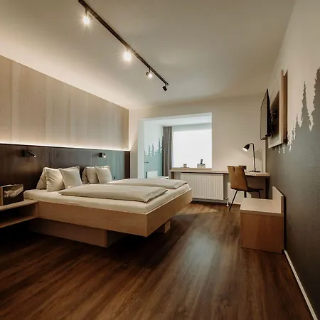 Waldfrieden Hotel 4*