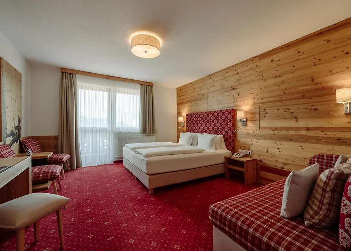 Hotel Waldfrieden 4*