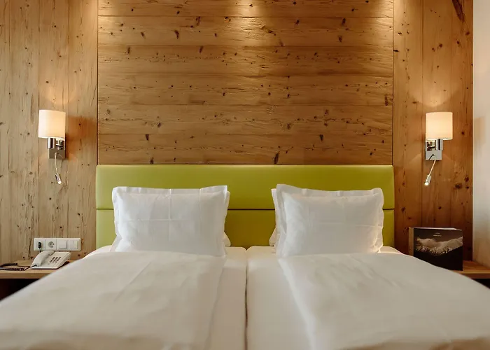 Hotel Waldfrieden 4*